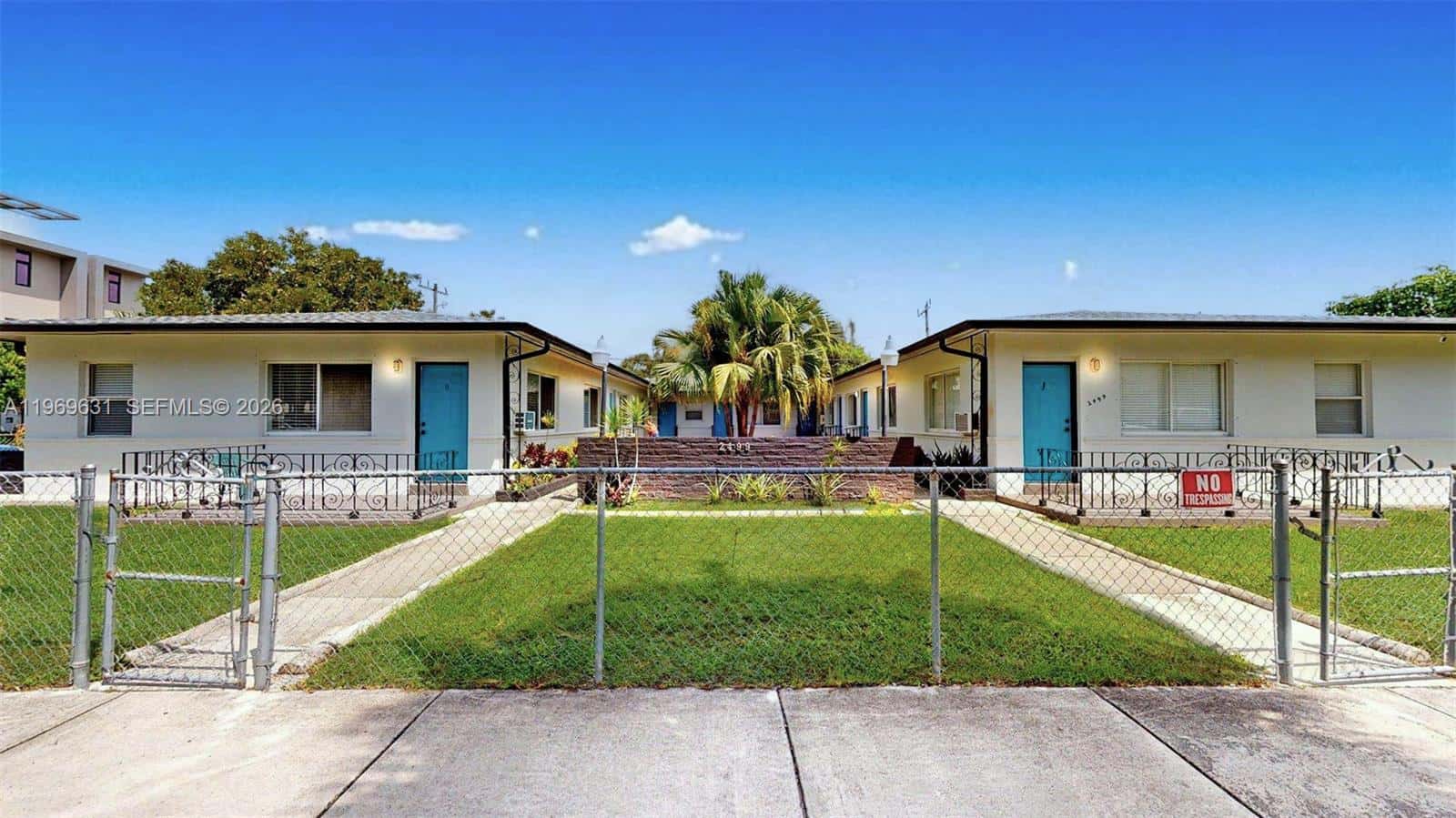 2499 SW 27th St # 5, Miami FL 33133