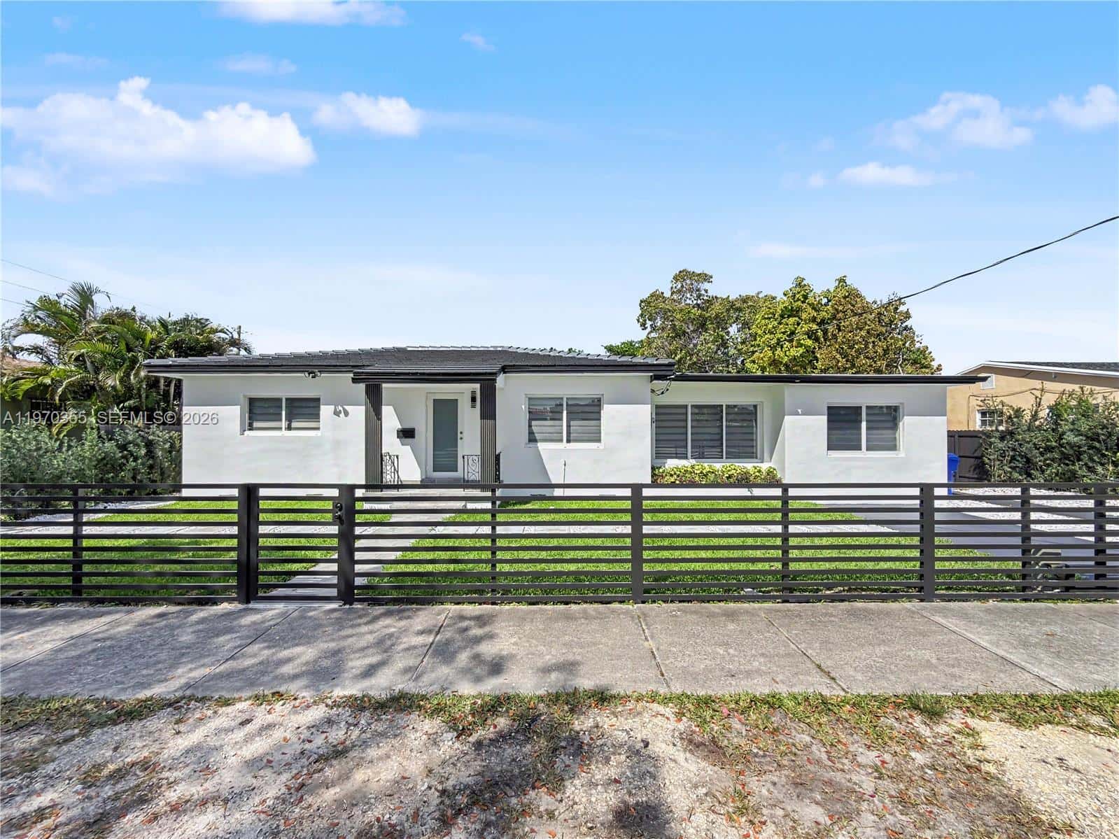 1530 SW 24th Ave, Miami FL 33145