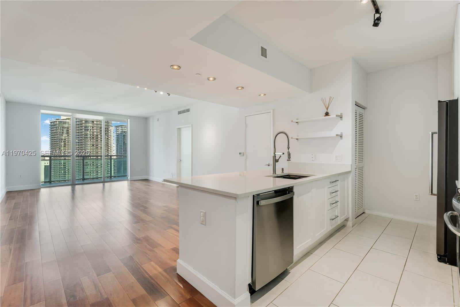 951 Brickell Ave # 3607, Miami FL 33131