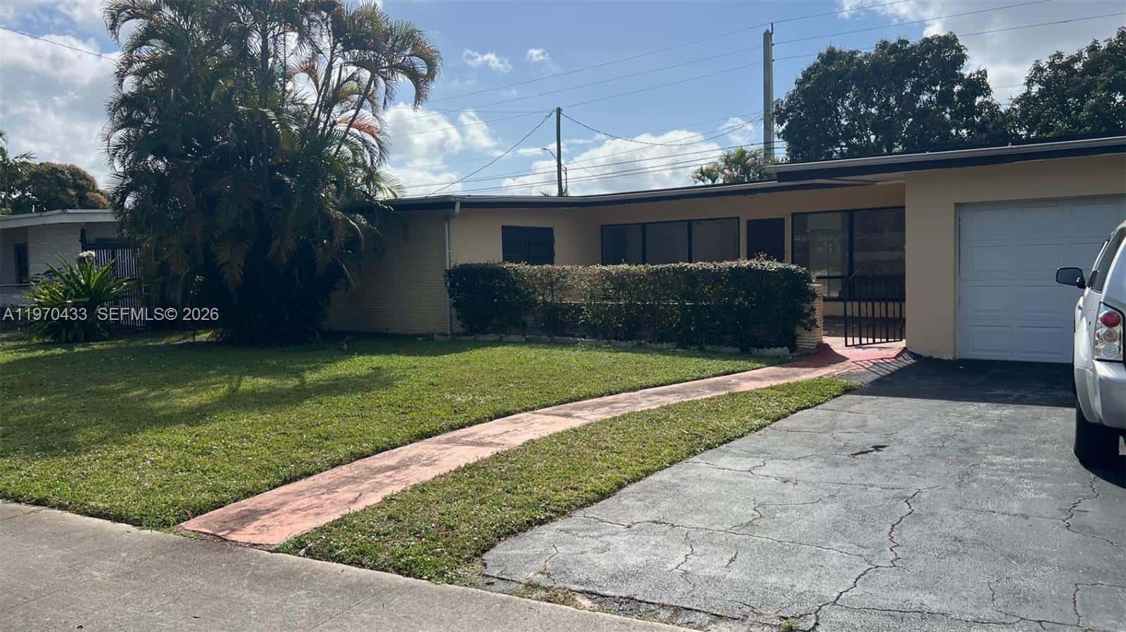 1980 NE 185th Ter, North Miami Beach FL 33179