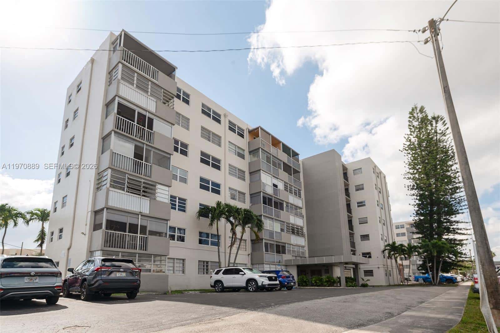16450 Miami Dr # 503, North Miami Beach FL 33162
