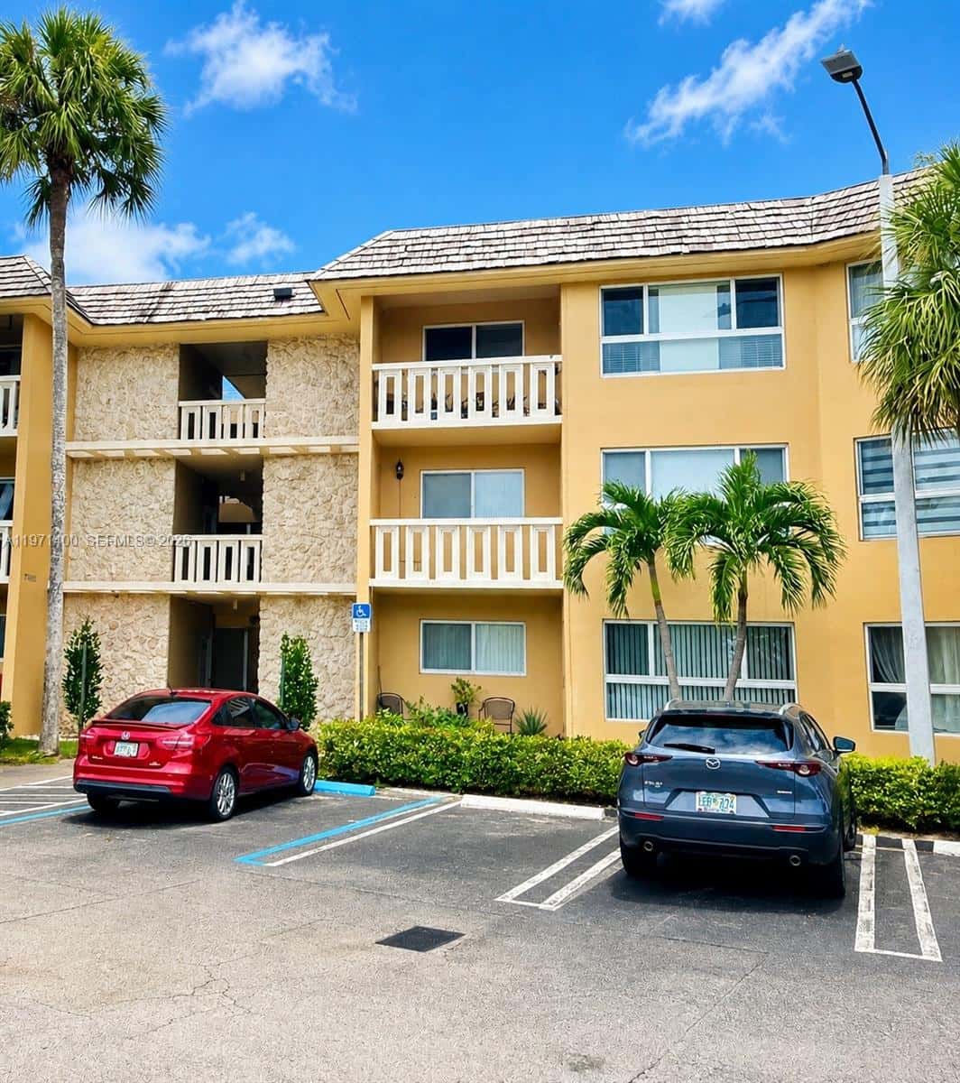 7430 Miami Lakes Dr # E210, Miami Lakes FL 33014