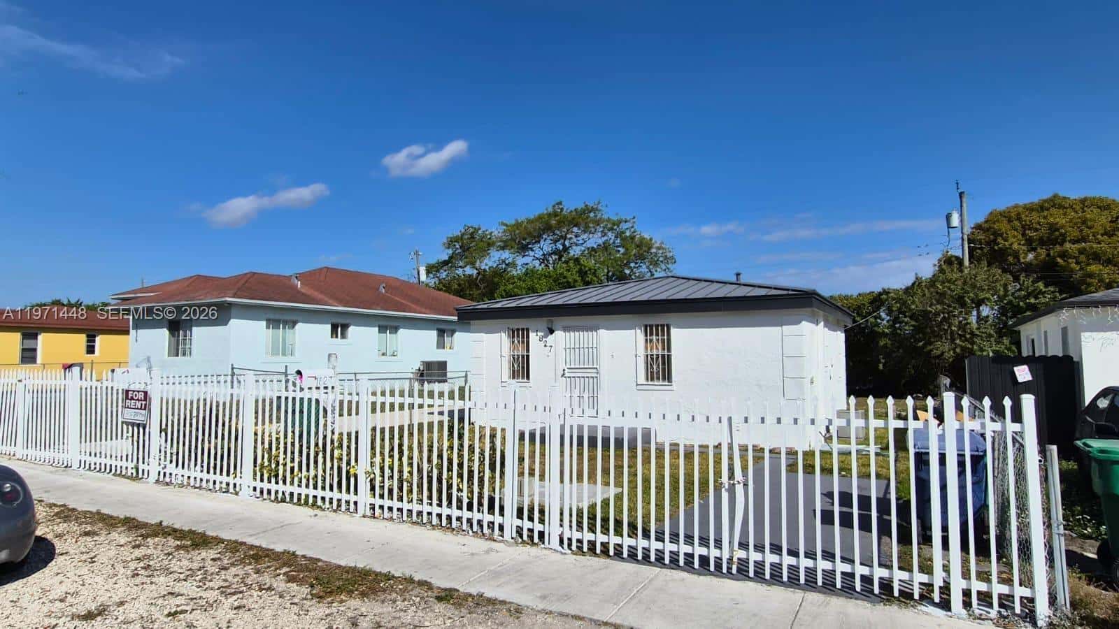 1827 NW 74th Ter, Miami FL 33147