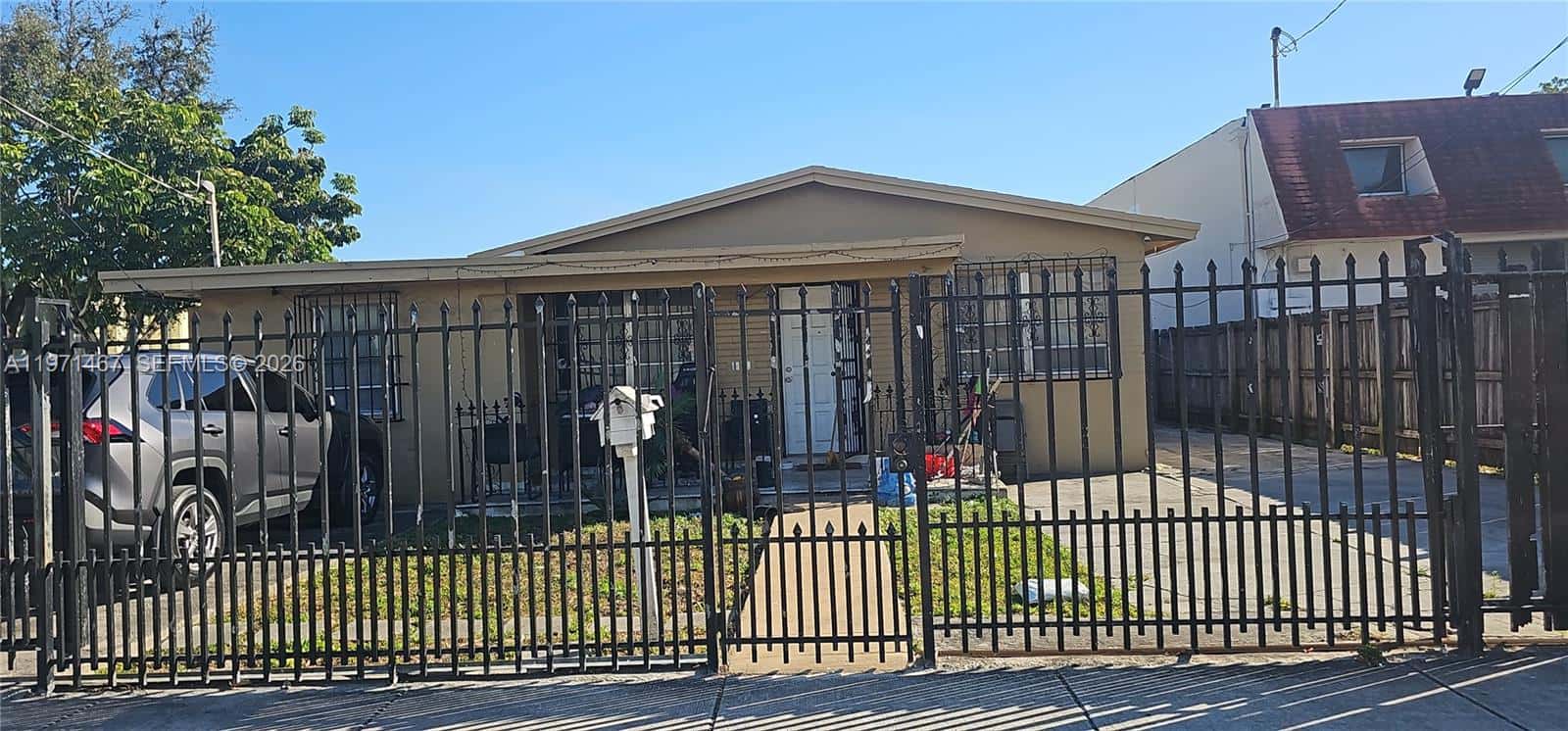 1920 NW 21st Ter, Miami FL 33142