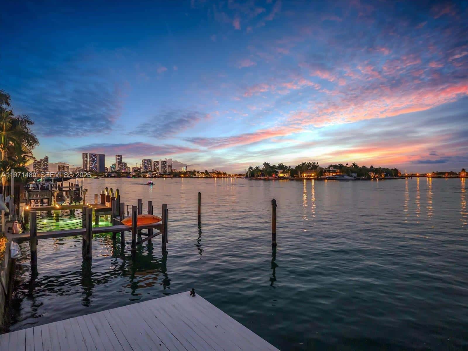 279 N Hibiscus Dr, Miami Beach FL 33139