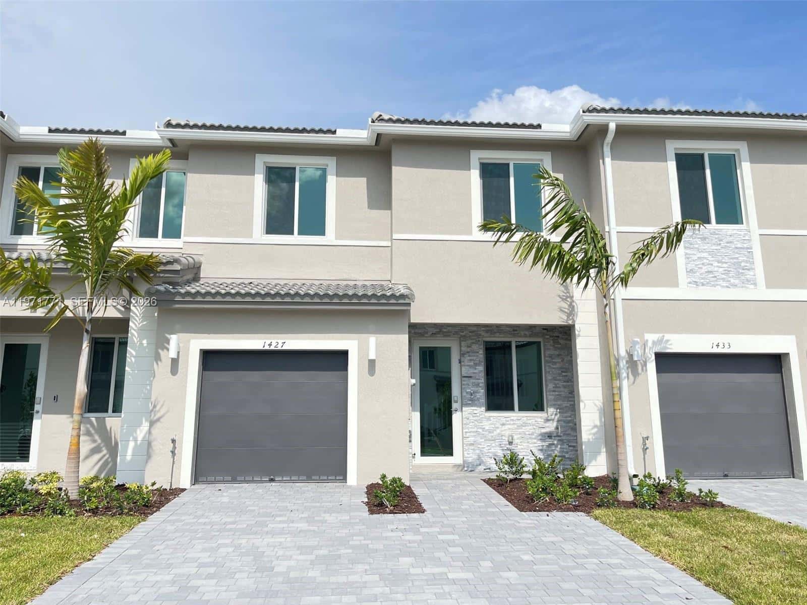 1427 SE 7th Ter # 1427, Homestead FL 33034