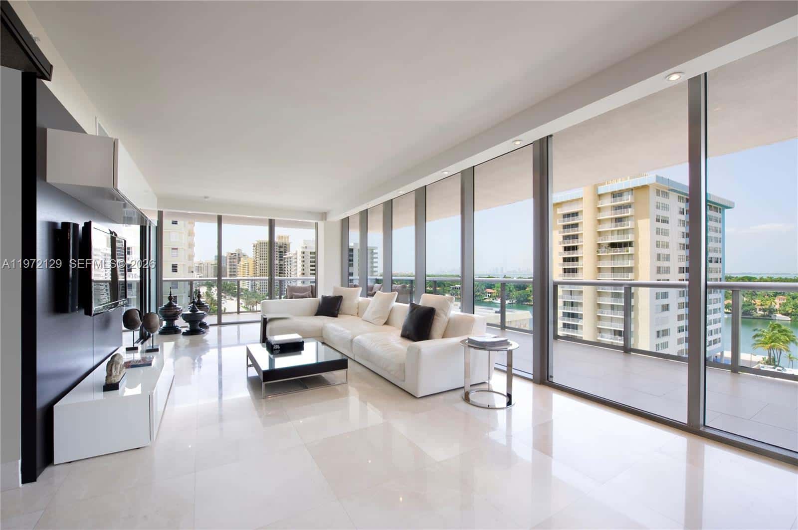 5875 Collins Ave # 1008, Miami Beach FL 33140