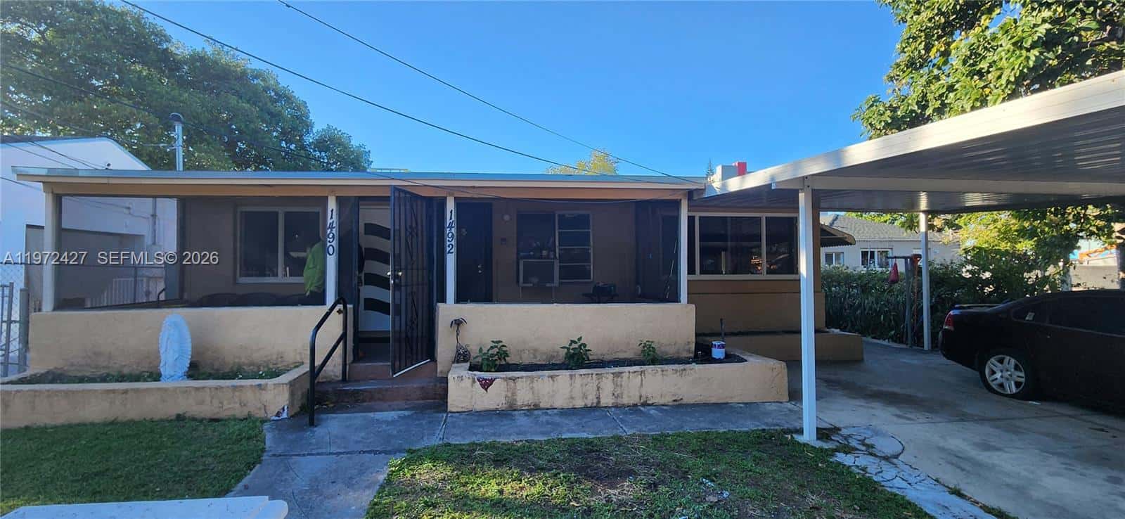 1490/1492 NW 38th St, Miami FL 33142