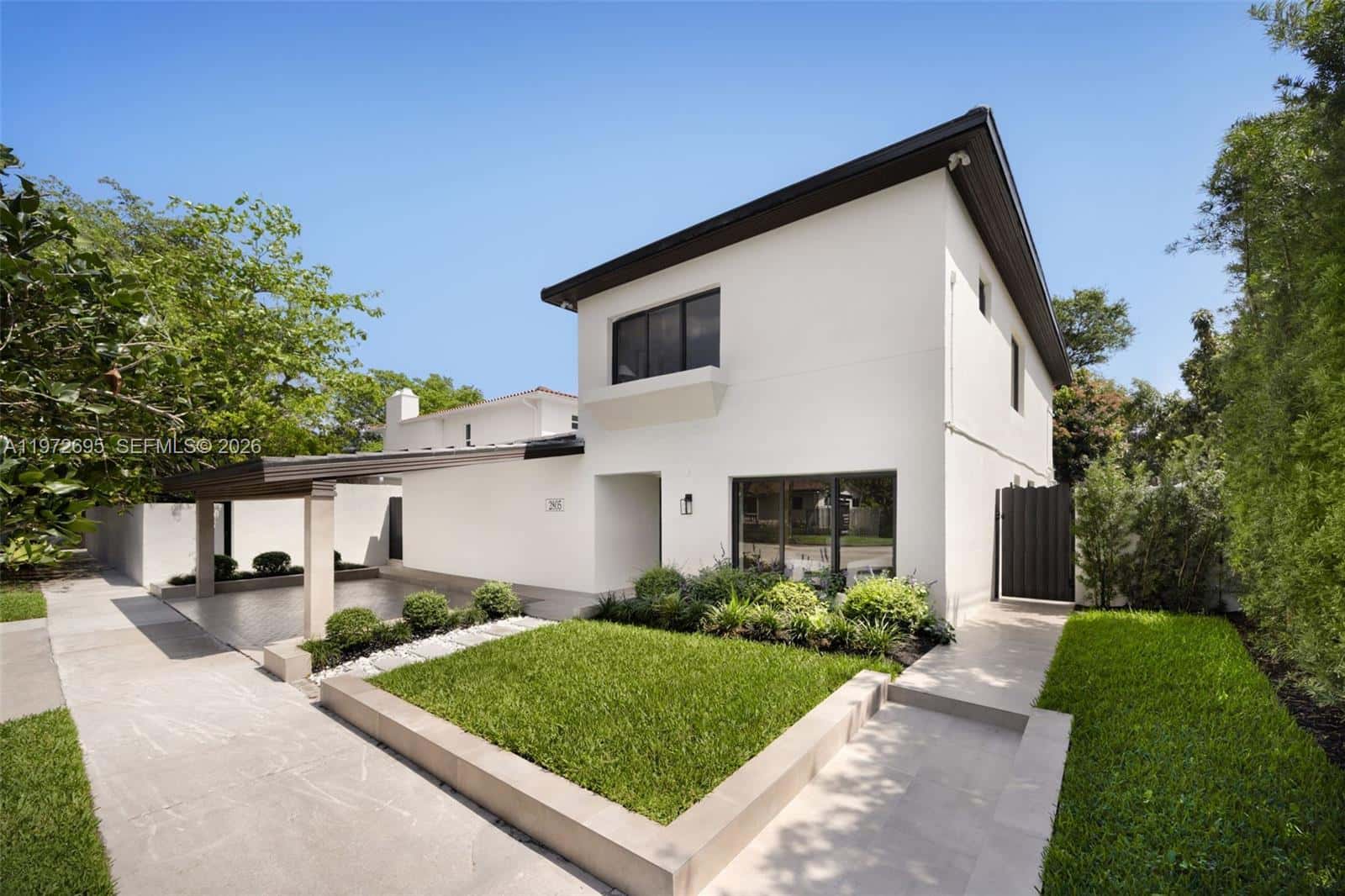 2805 SW 4th Ave, Miami FL 33129