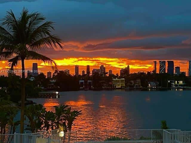 1 Century Ln # 310, Miami Beach FL 33139