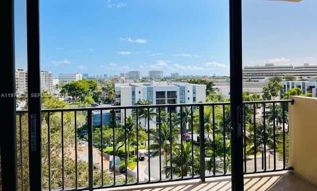 1470 NE 123rd St # A707, North Miami FL 33161