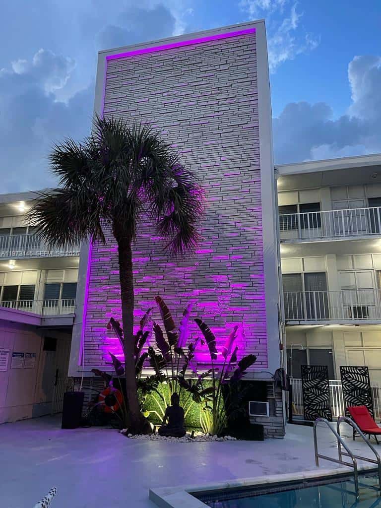 2101 Normandy Dr # 310, Miami Beach FL 33141