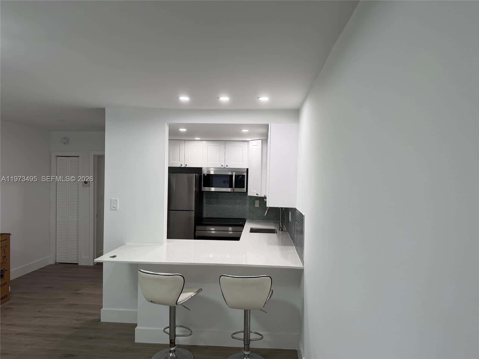 926 Michigan Ave # 12, Miami Beach FL 33139