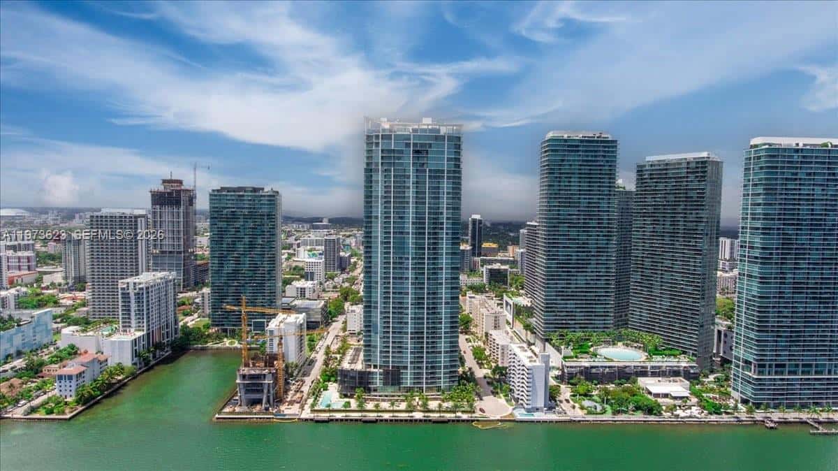 2900 NE 7th Ave # 3004, Miami FL 33137
