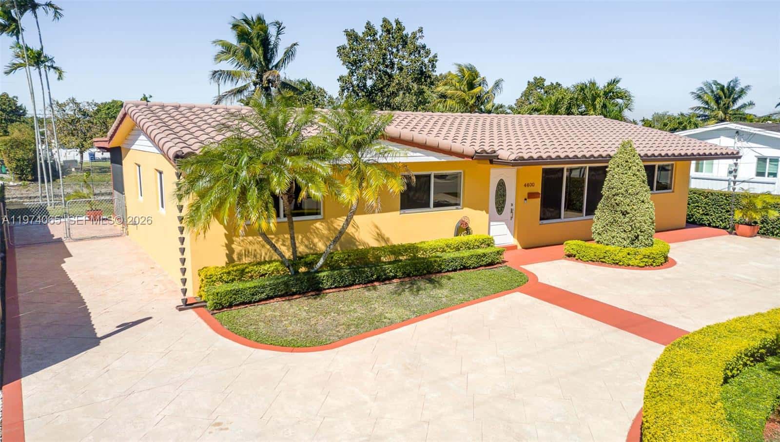 4600 SW 104th Ave, Miami FL 33165