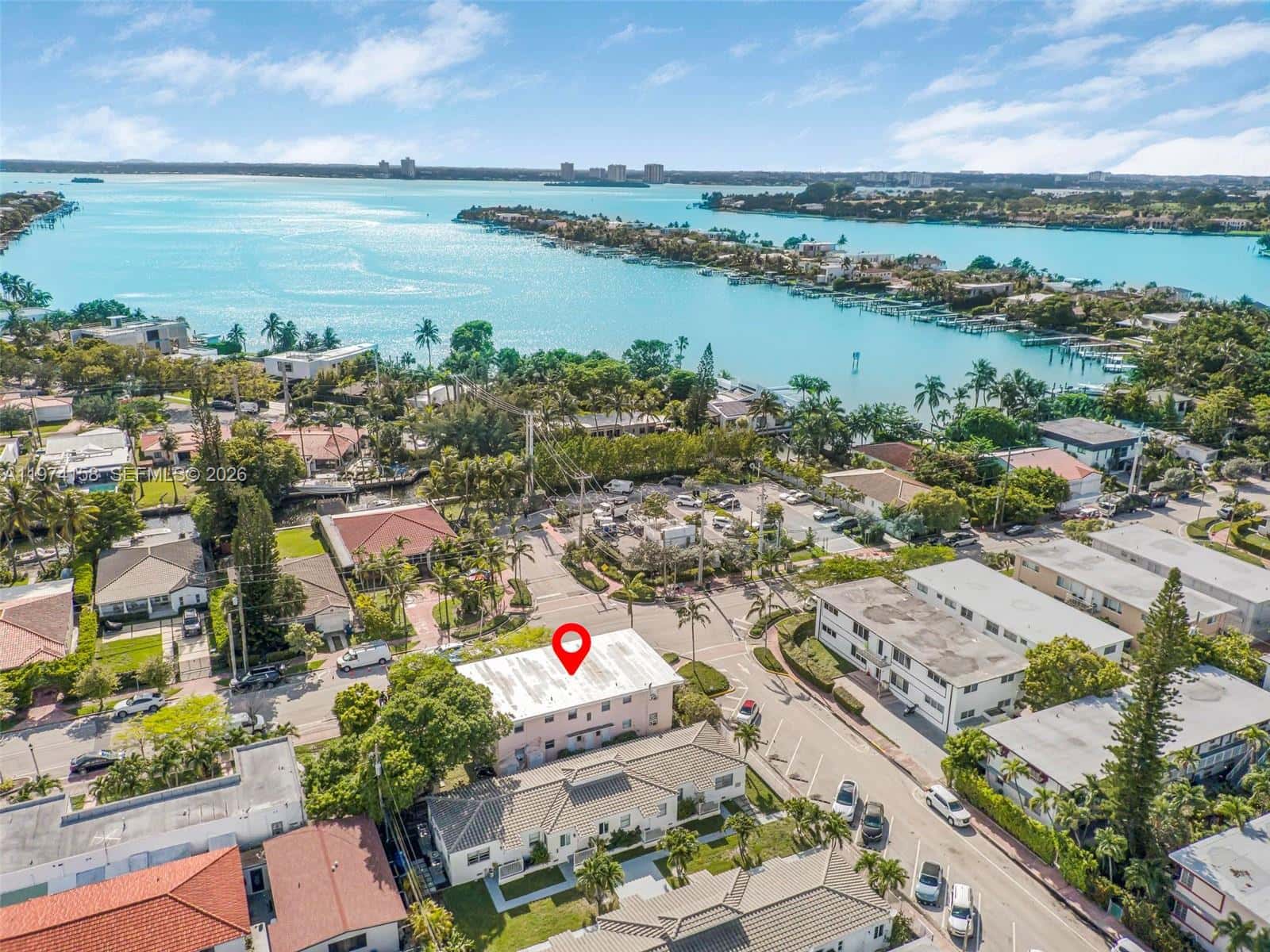 8031 Hawthorne Ave, Miami Beach FL 33141