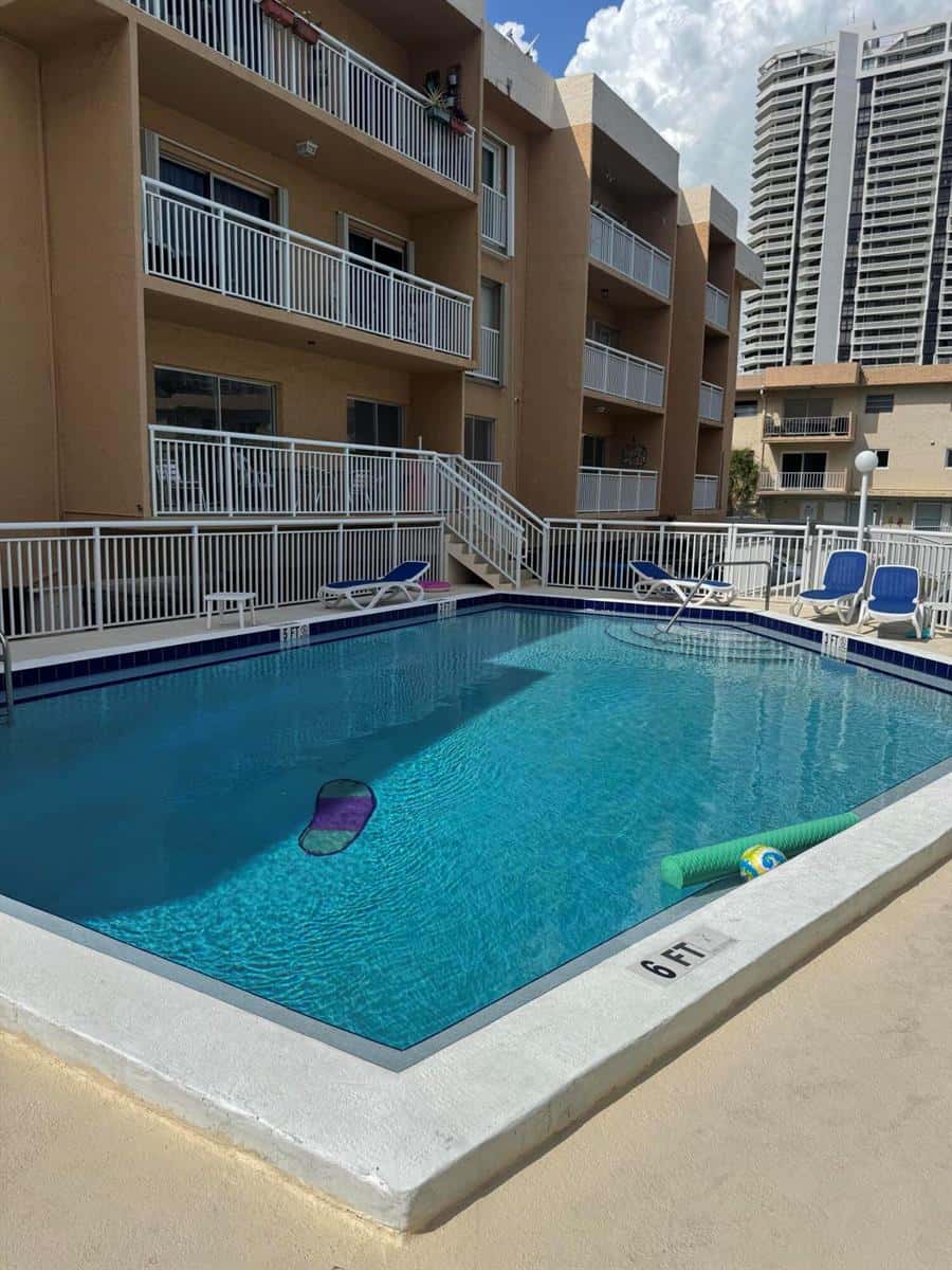 17051 NE 35th Avenue # 307, North Miami Beach FL 33160