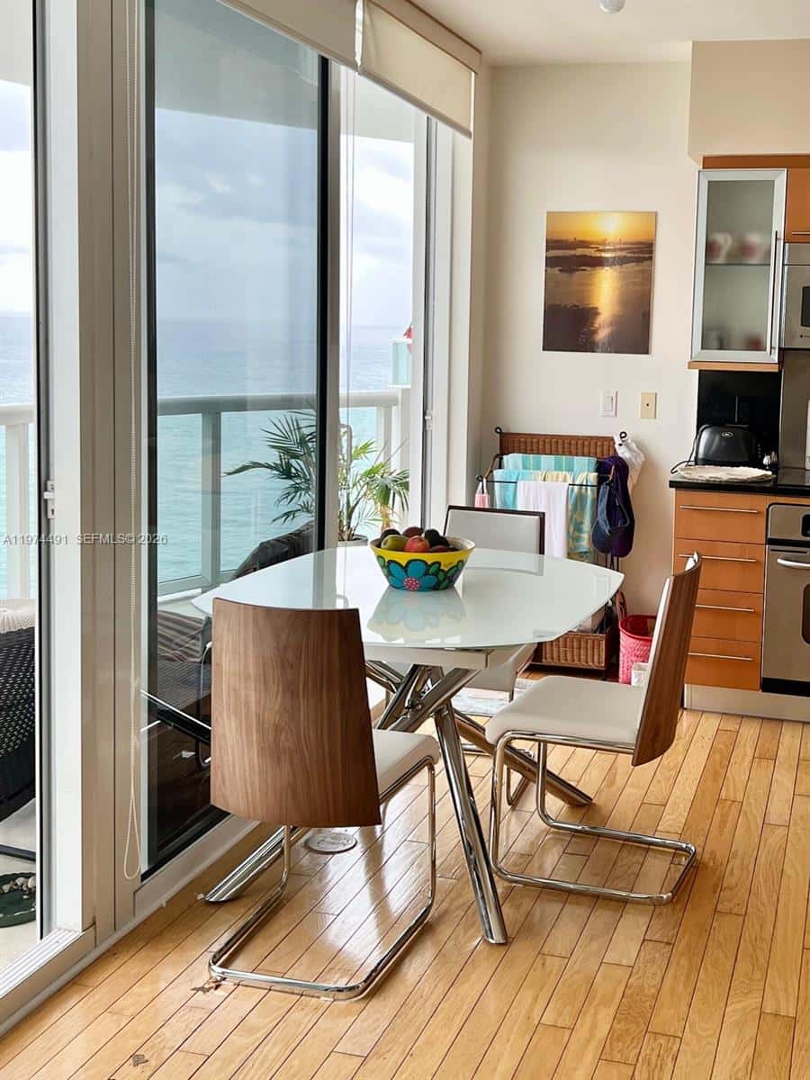 6365 Collins Ave # 3609, Miami Beach FL 33141
