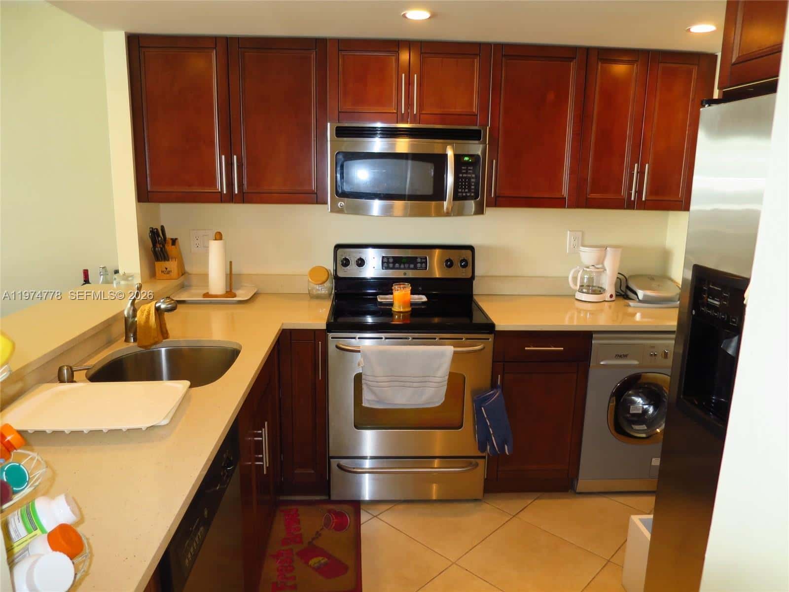 600 NE 36th St # 619, Miami FL 33137