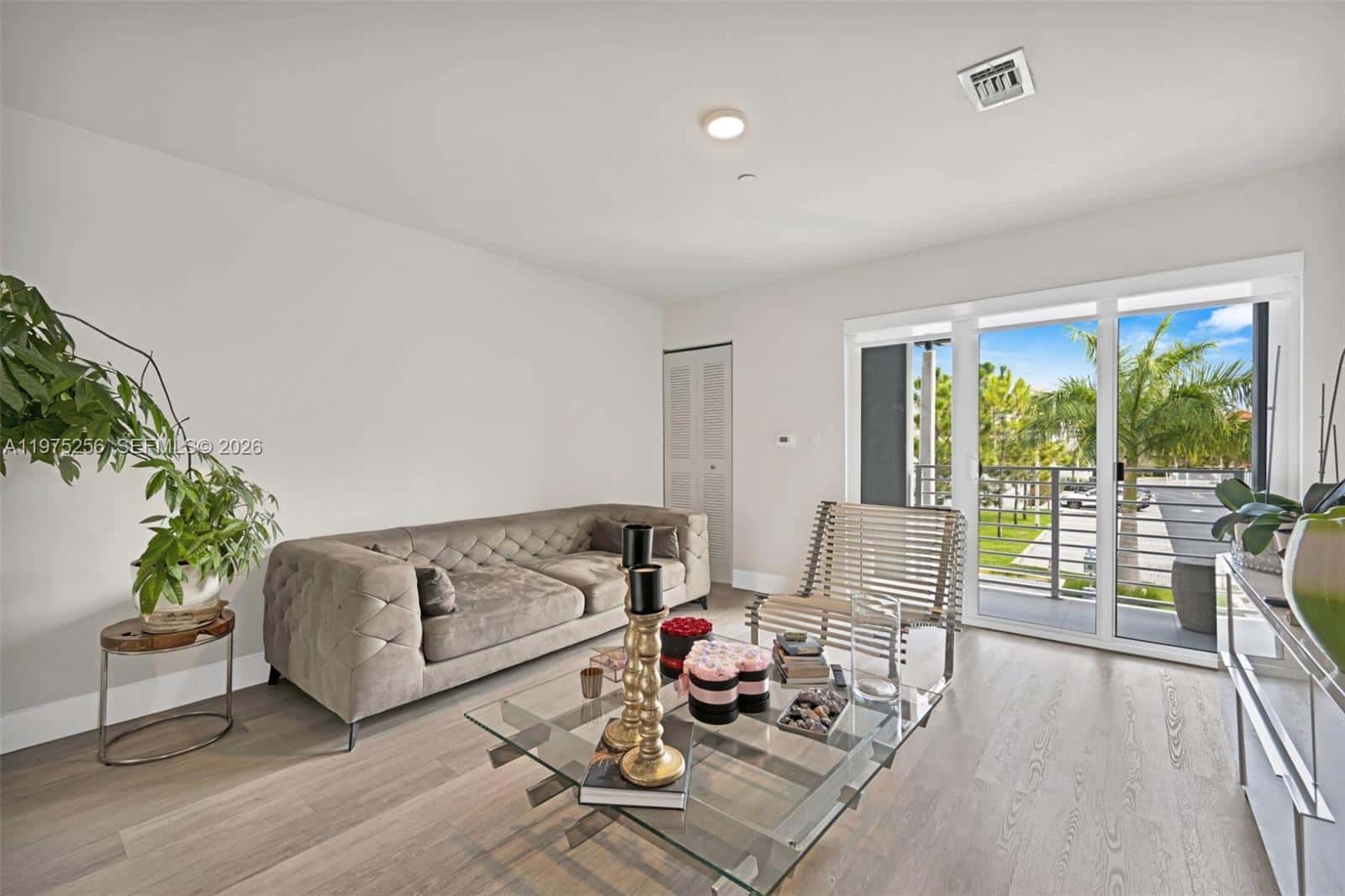 2535 NE 193rd St # 3209, Miami FL 33180