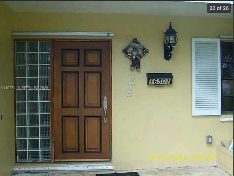 16501 SW 102nd Ct, Miami FL 33157
