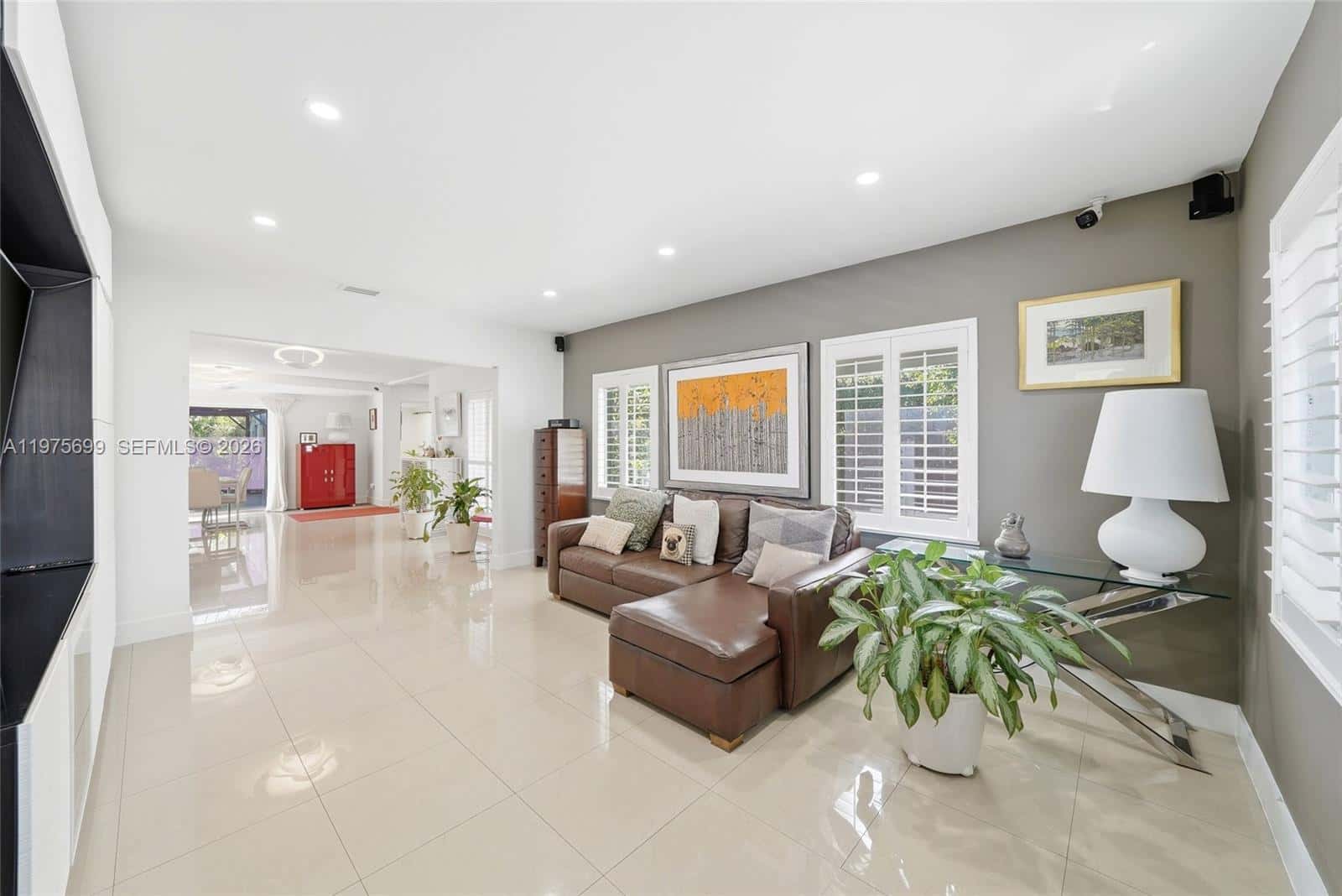 2190 SW 20th St, Miami FL 33145