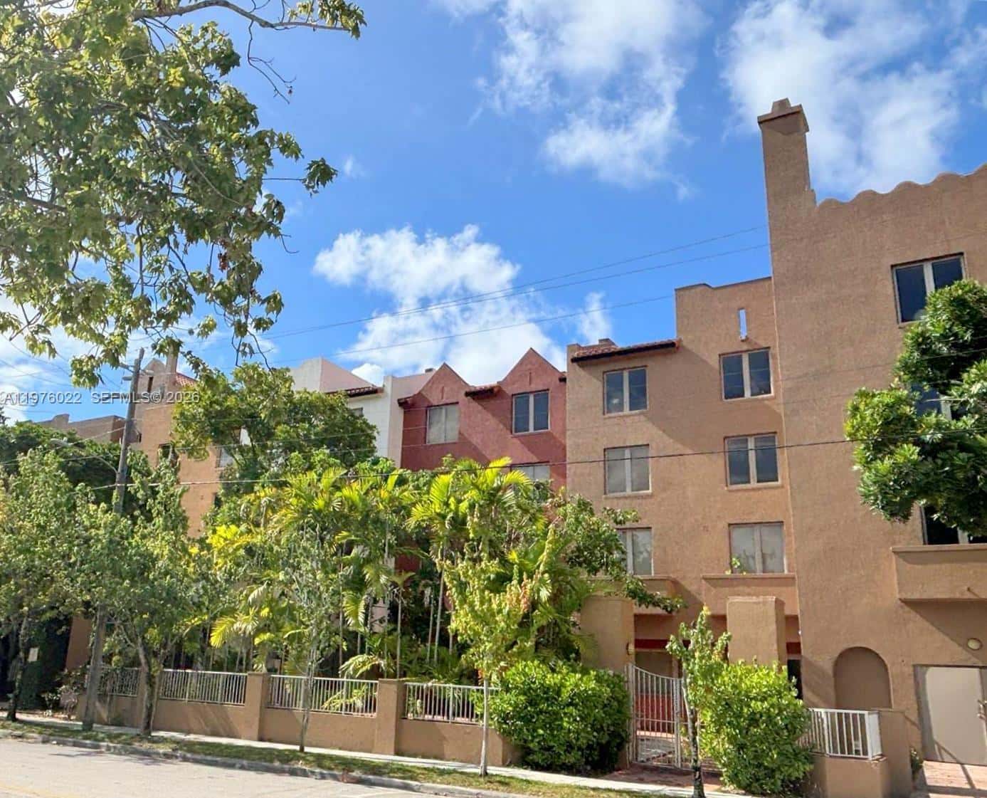 2630 SW 28th St (Overbrook) # 51, Miami FL 33133