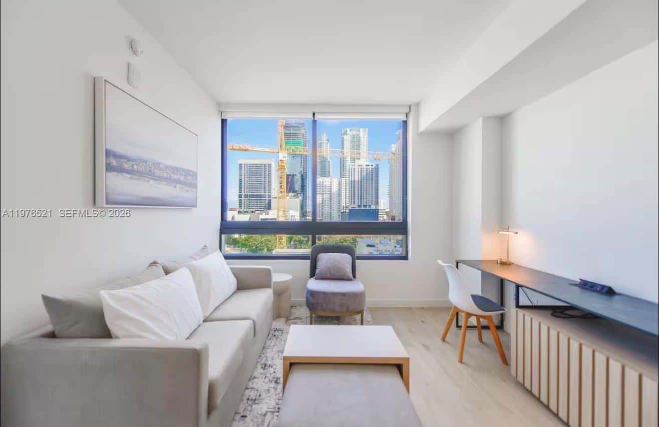 225 N Miami Ave # 1103, Miami FL 33128