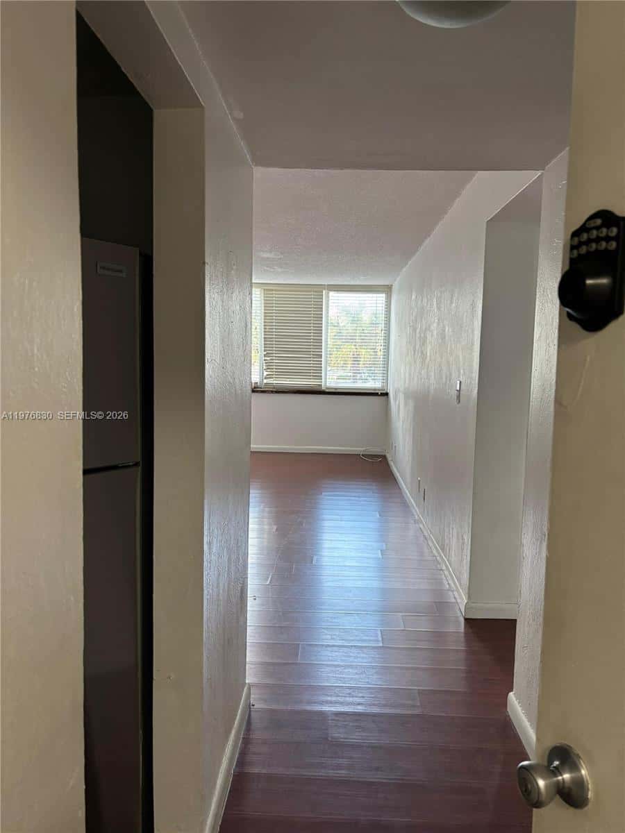 9143 SW 77th Ave # B204, Miami FL 33156