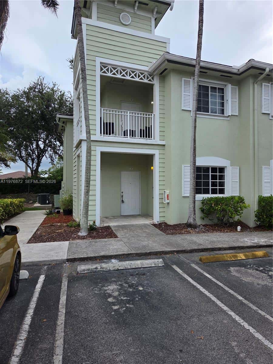 2630 NE 3rd Dr # 101, Homestead FL 33033