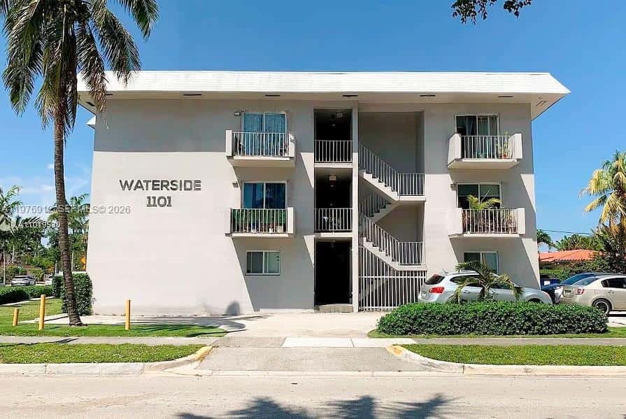 1101 NE 80th St # 201, Miami FL 33138