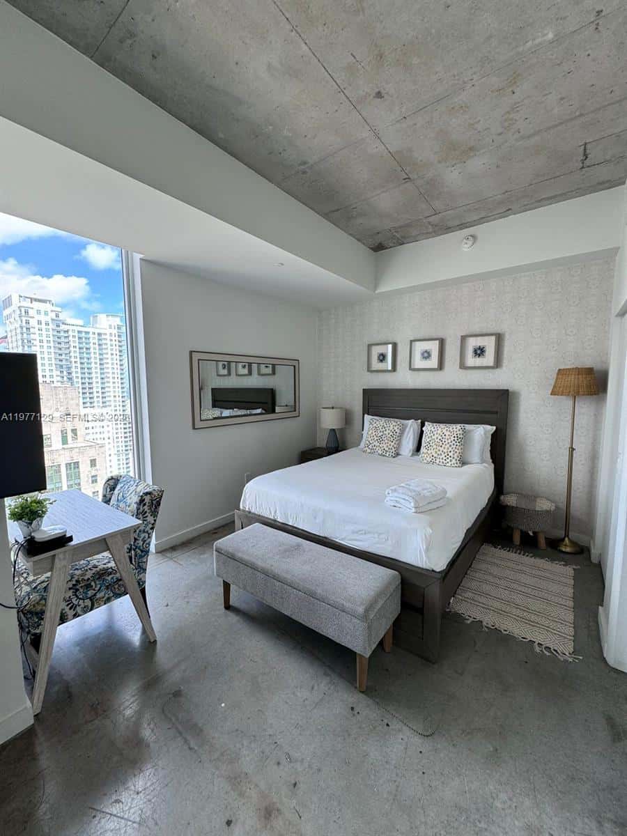151 SE 1st St # 2406, Miami FL 33131