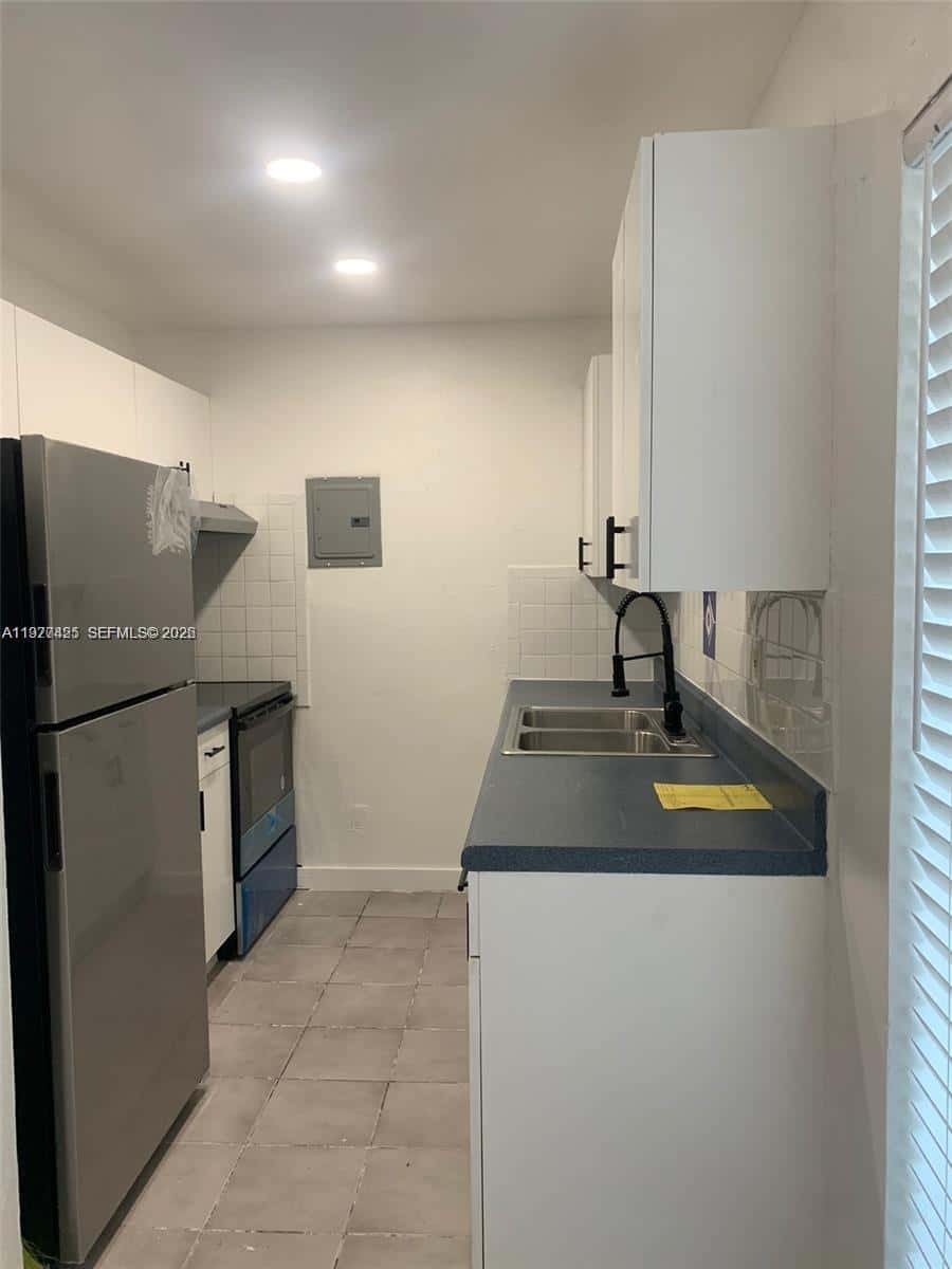 8295 NE Miami Ct # 1, Miami FL 33138