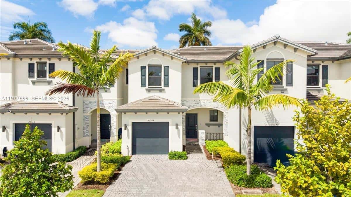 20344 NW 6th Pl, Miami Gardens FL 33169
