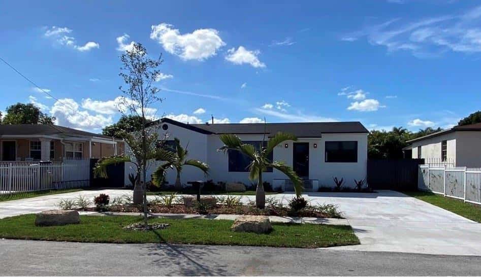 170 W 58 Street, Hialeah FL 33012