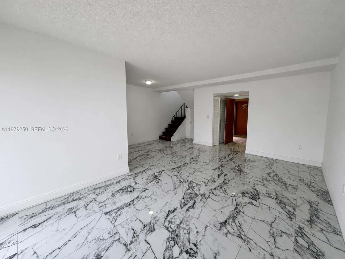 9390 W Flagler St # 225C, Miami FL 33174