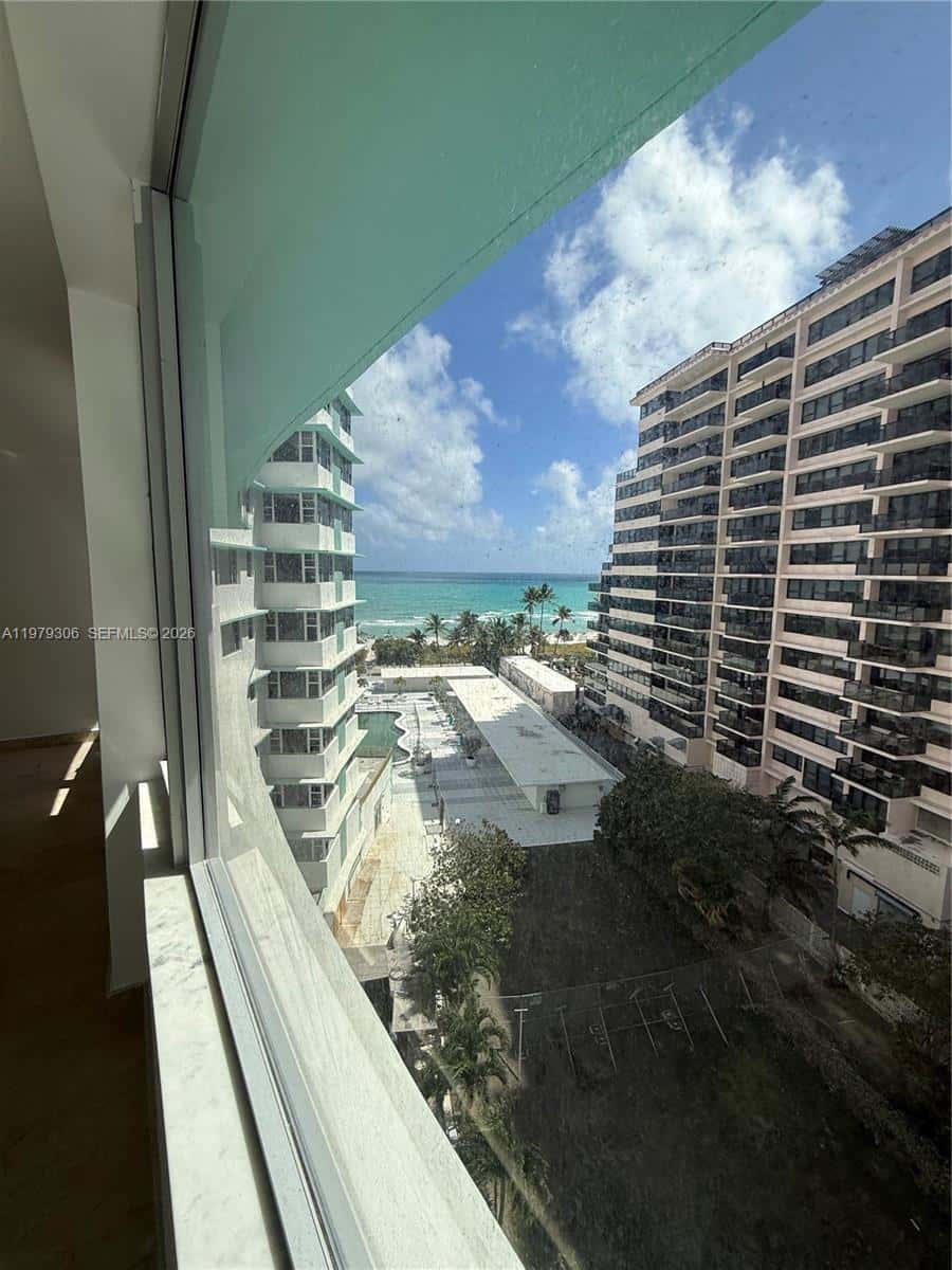 5255 Collins Ave # 7B, Miami Beach FL 33140