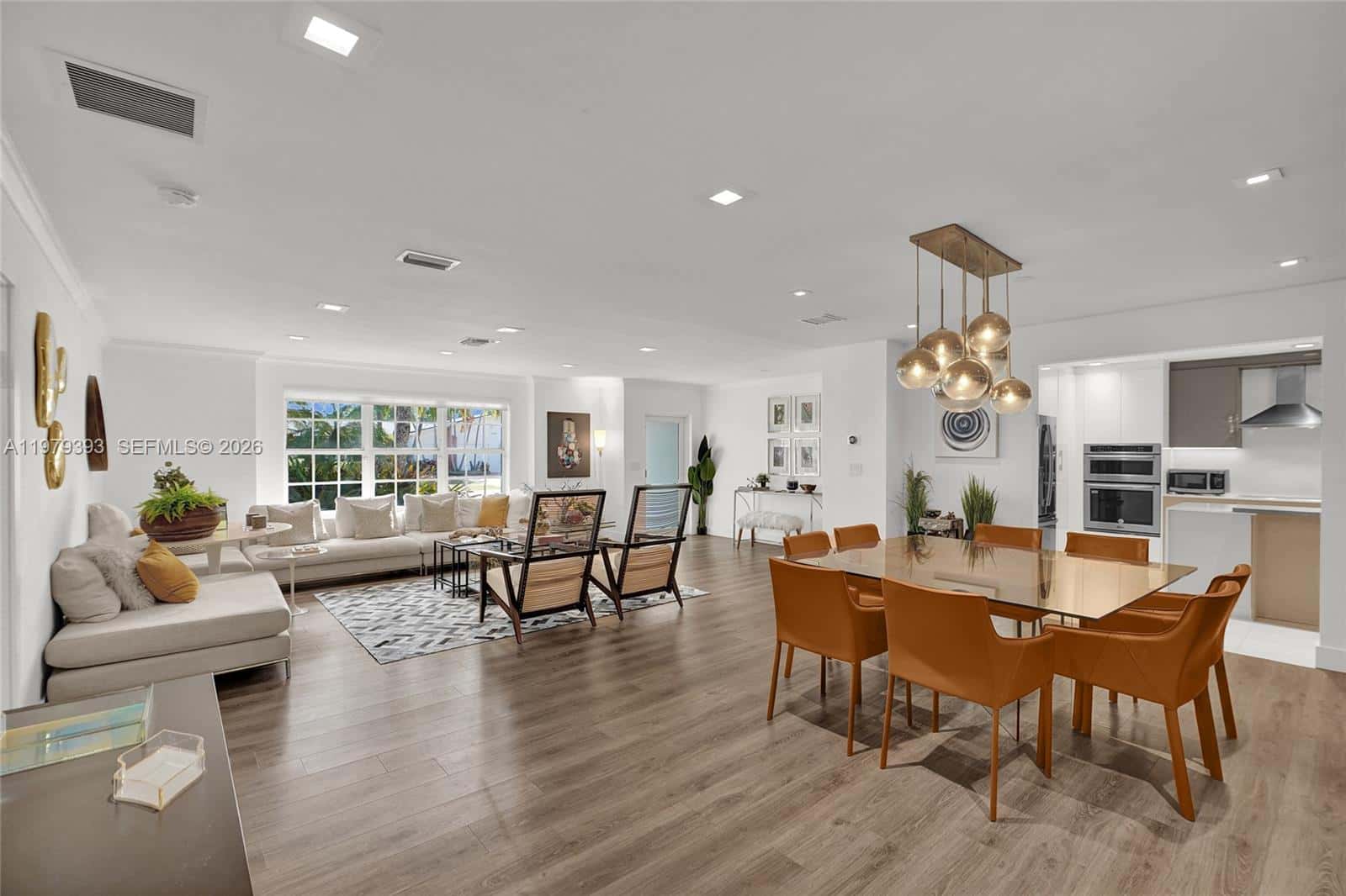 2301 NE 196th St, Miami FL 33180