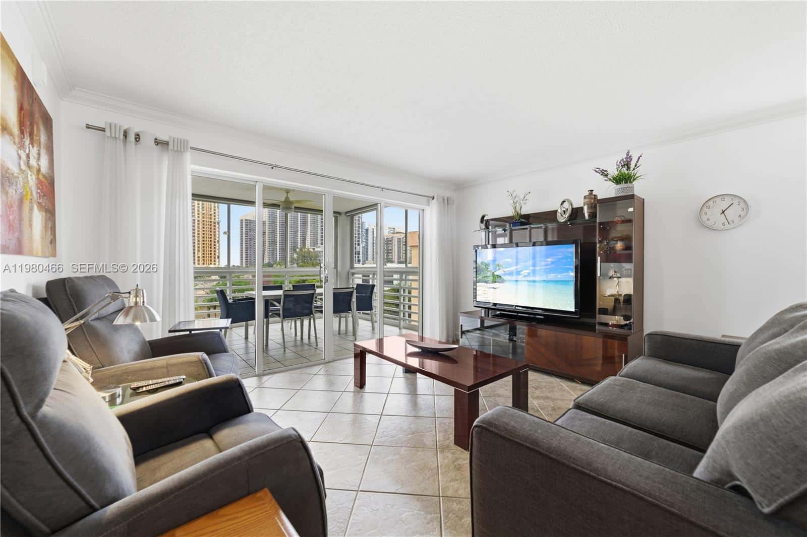 17801 N Bay Rd # 614, Sunny Isles Beach FL 33160