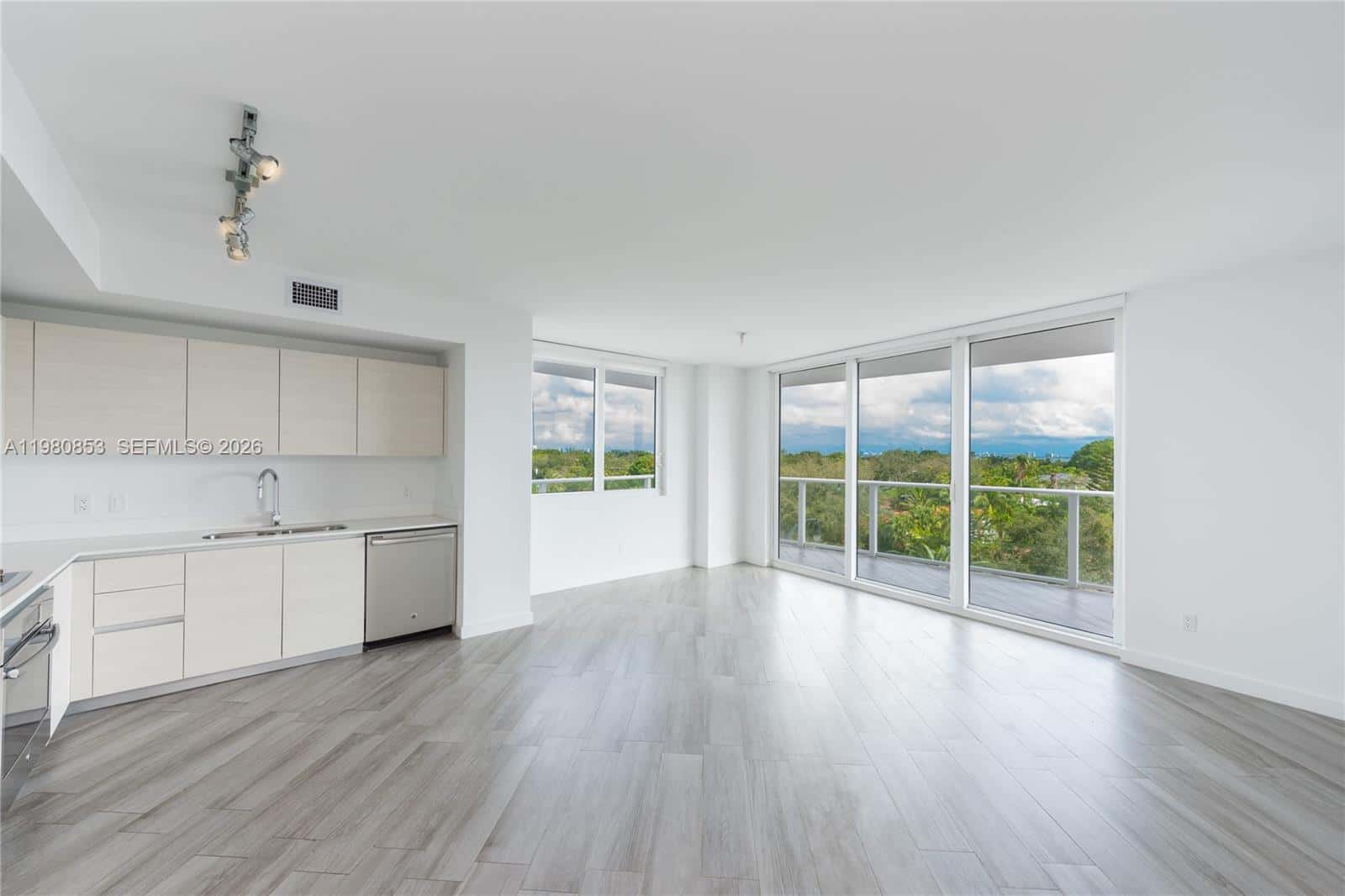 4250 Biscayne Blvd # 502, Miami FL 33137