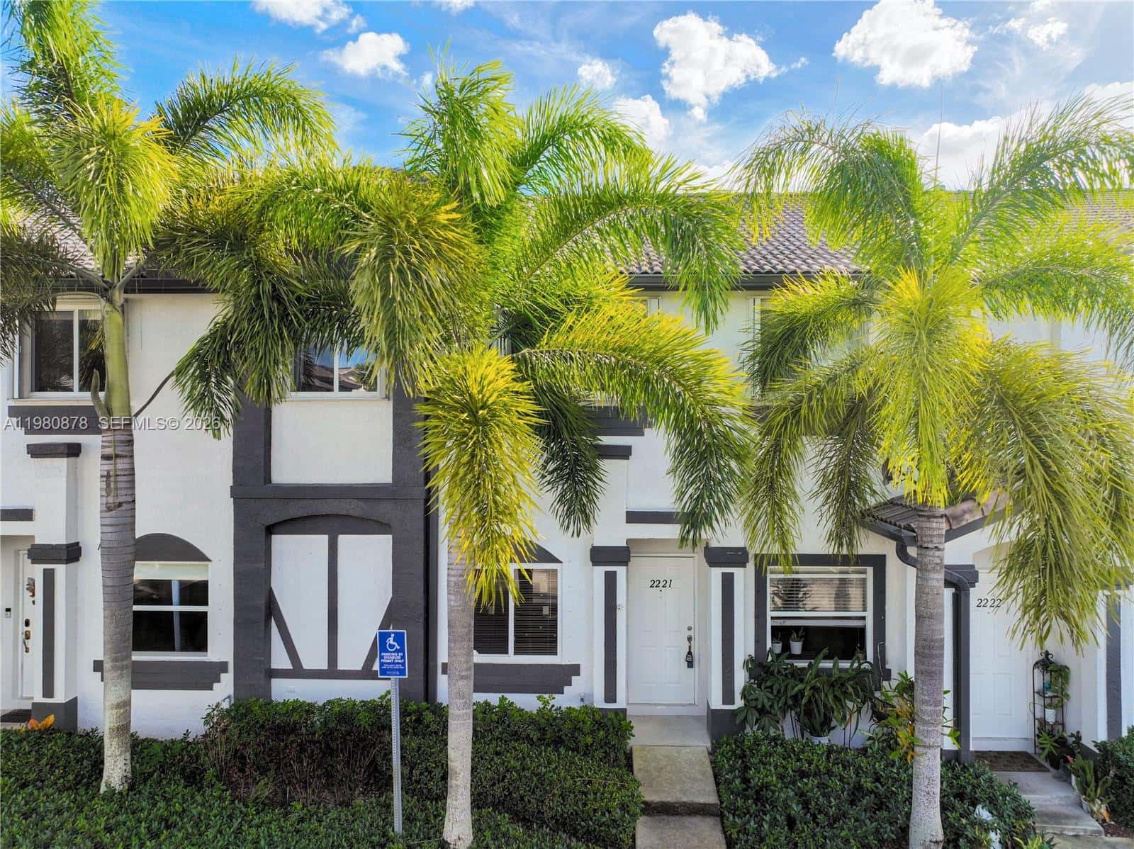 2221 SE 26th Ln # 2221, Homestead FL 33035