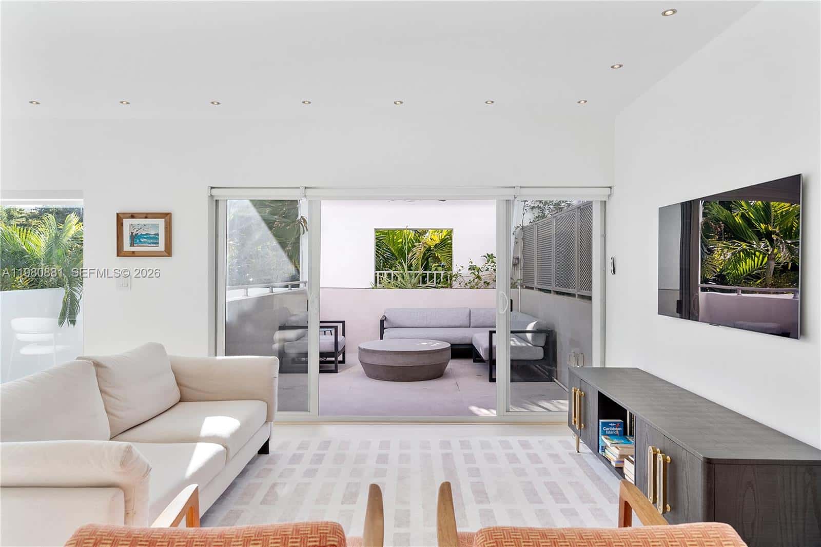 828 3rd St # 314, Miami Beach FL 33139