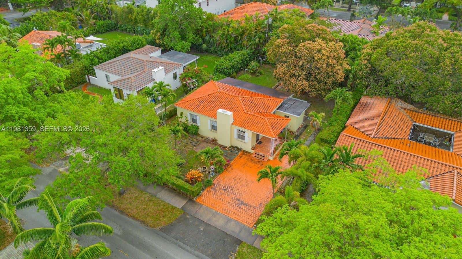 512 Mendoza Ave, Coral Gables FL 33134