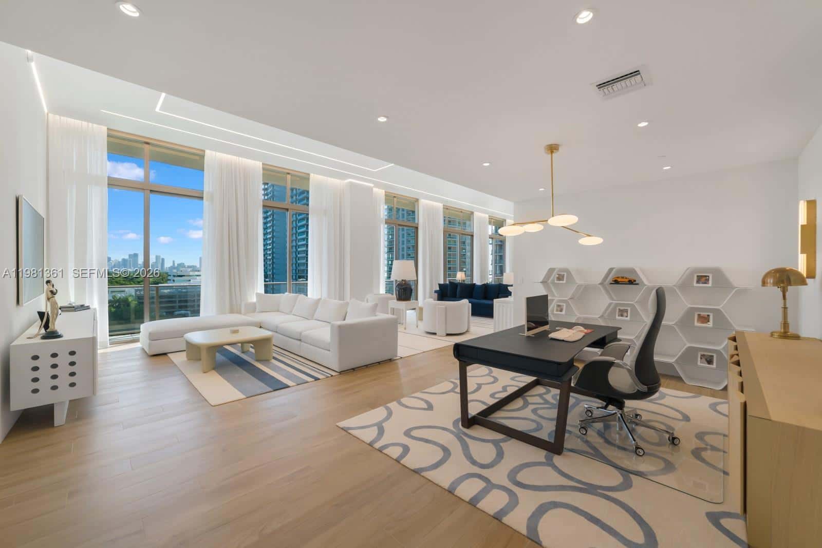 2678 Tigertail Ave # 802, Coconut Grove FL 33133