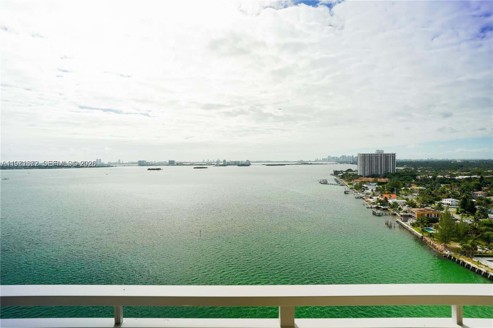11111 Biscayne Blvd # 20E, Miami FL 33181