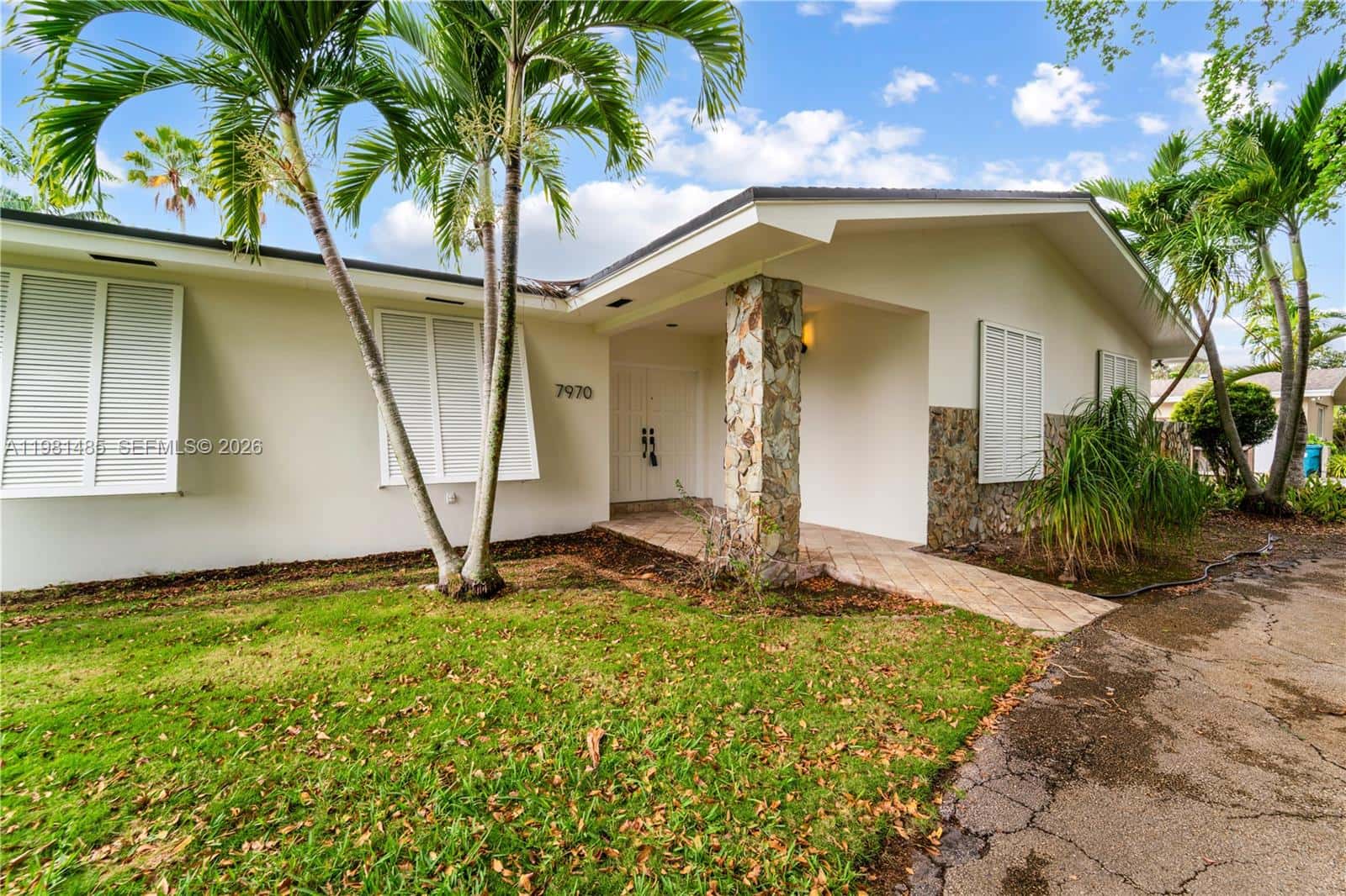 7970 SW 146th St, Palmetto Bay FL 33158