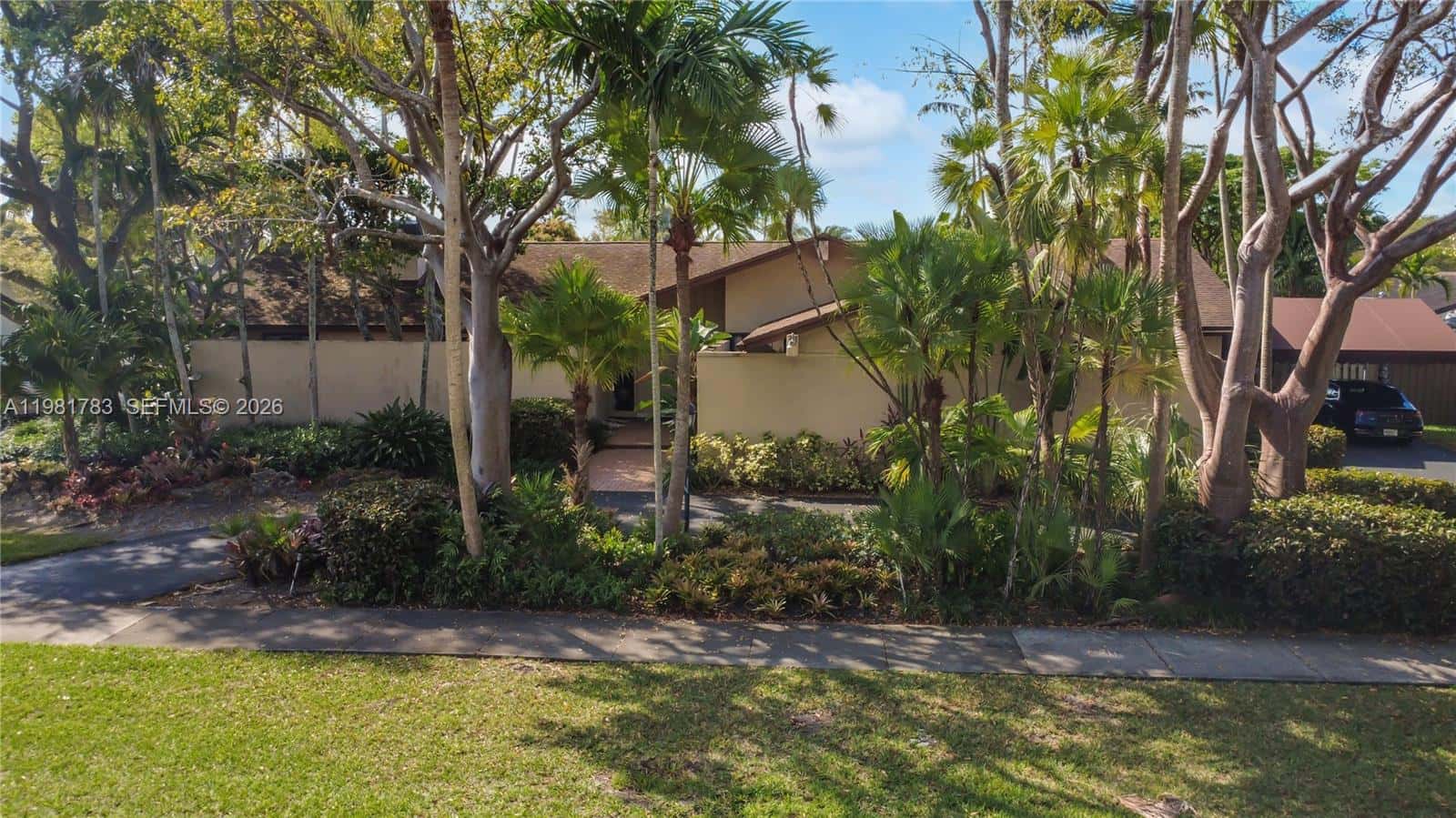 10260 SW 128th St, Miami FL 33176