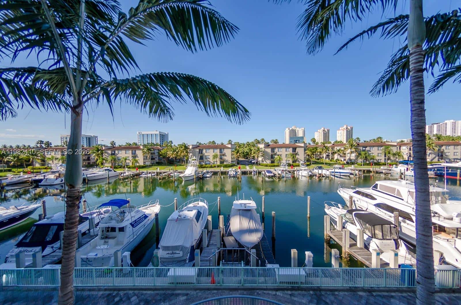 3029 NE 188th St # 907, Aventura FL 33180