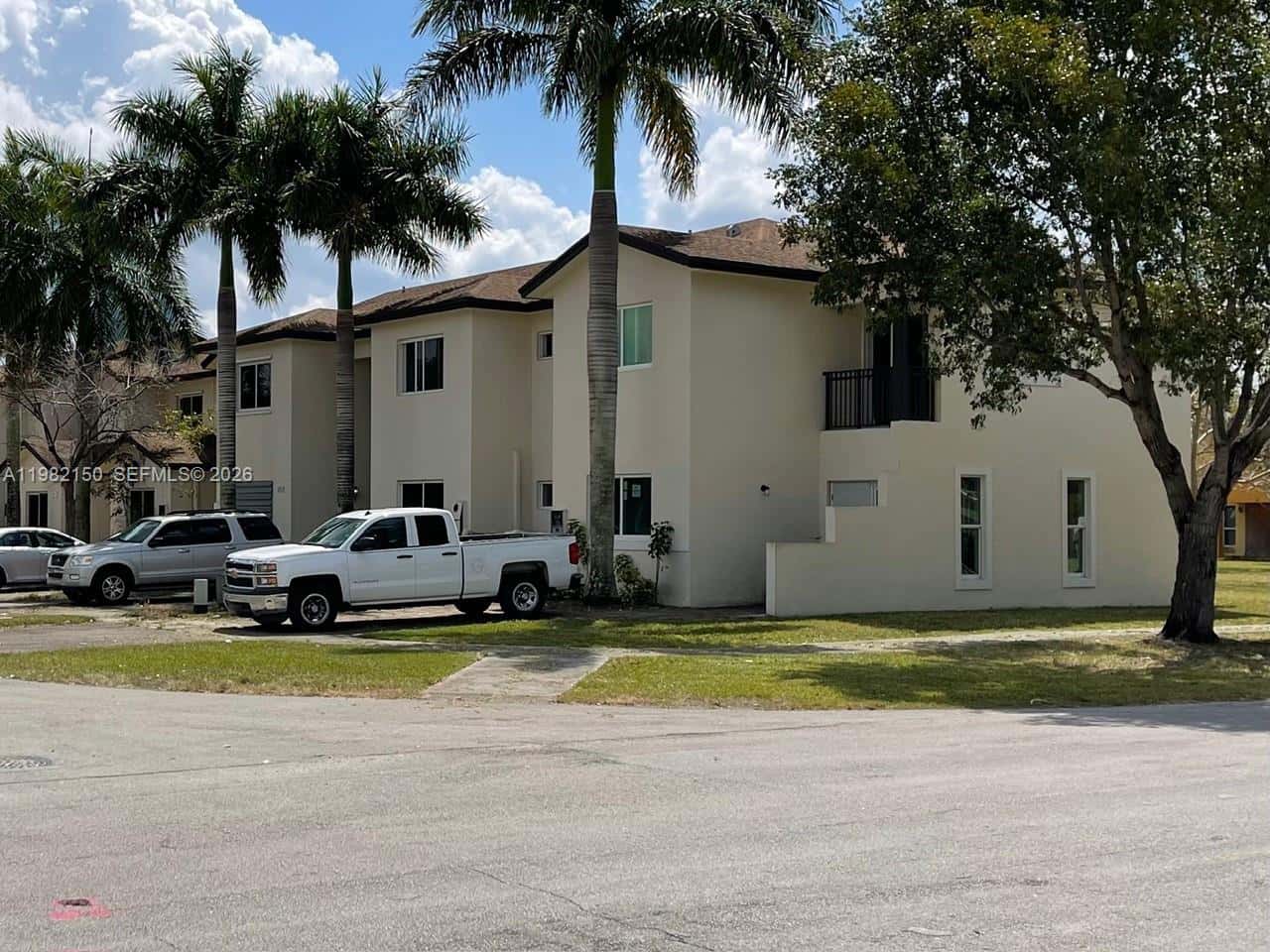 689 NW 6th St # 689, Florida City FL 33034