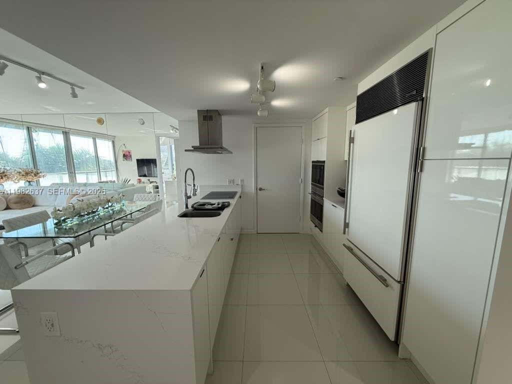 495 Brickell Ave # 511, Miami FL 33131